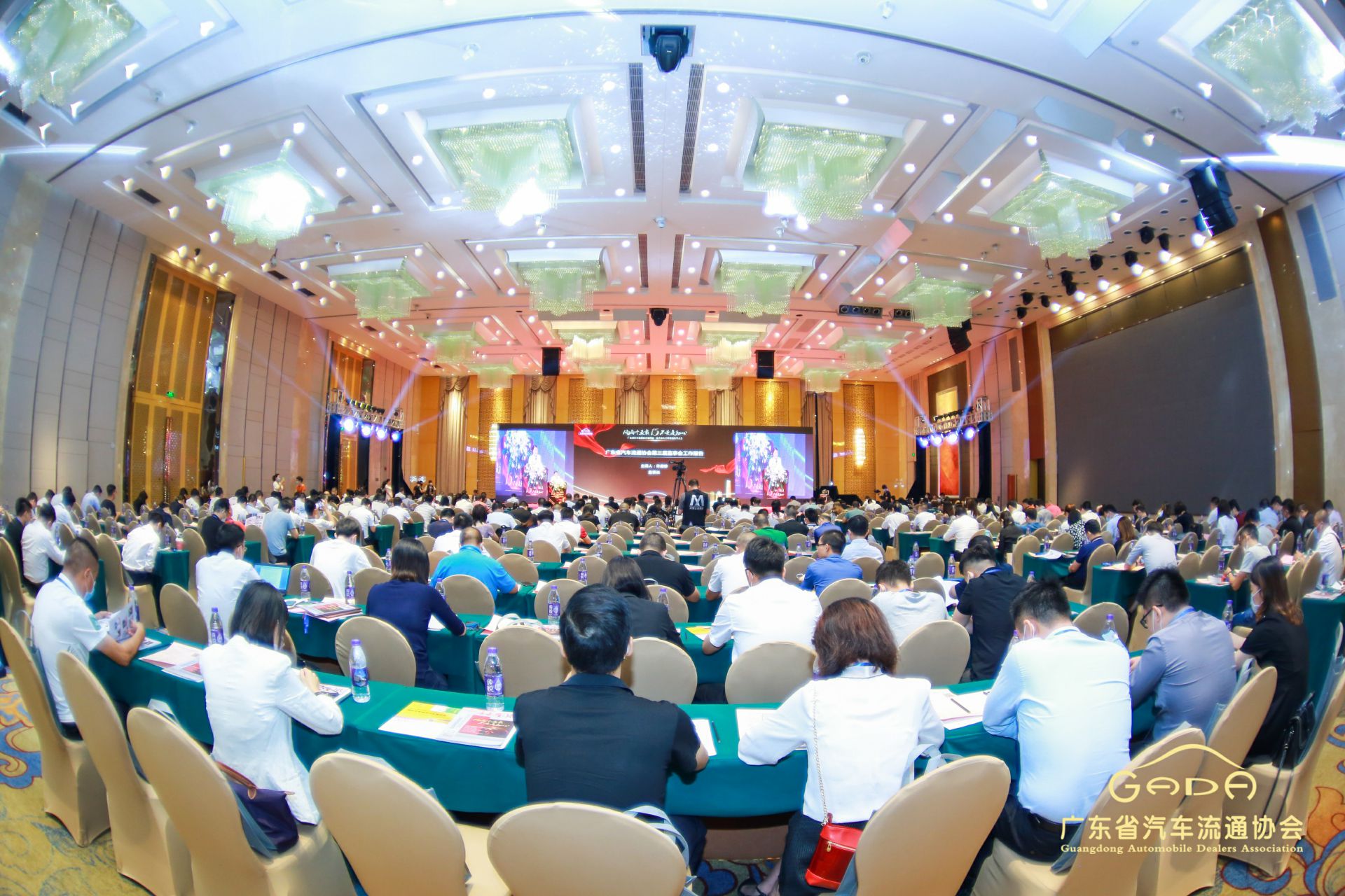 喜报丨上海鞠豪知识产权咨询有限公司“包揽”省汽车流通行业颁奖礼53项大奖(图1)